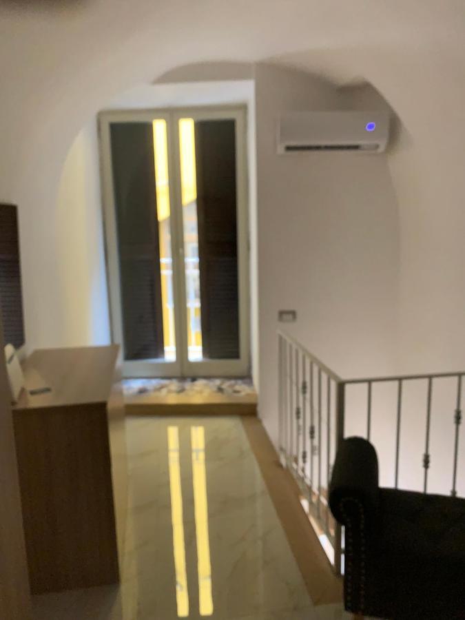 Viky House Chiaja 1 Διαμέρισμα Νάπολη Εξωτερικό φωτογραφία